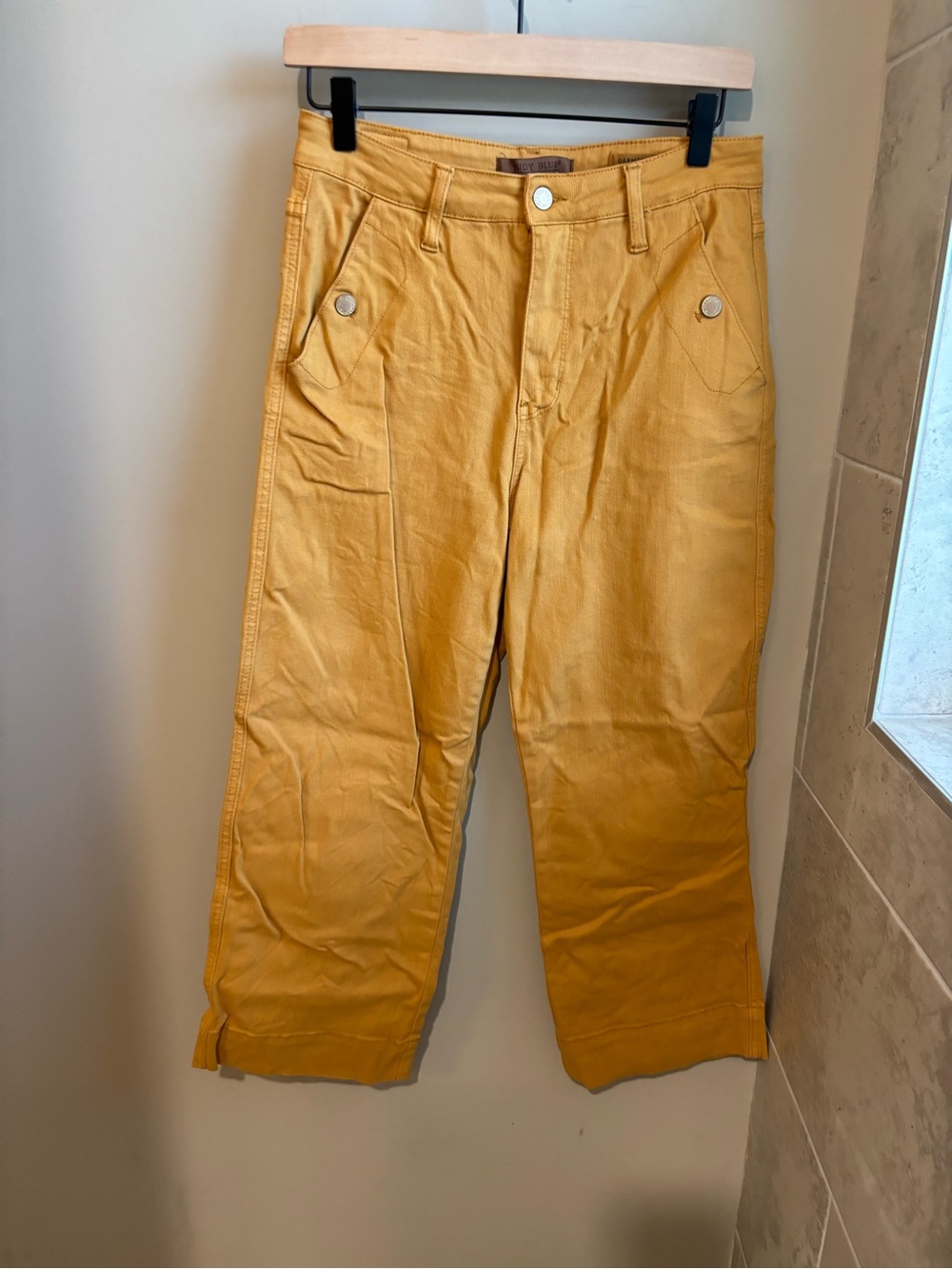 Judy Blue Mustard Yellow Cropped Tapered Jeans